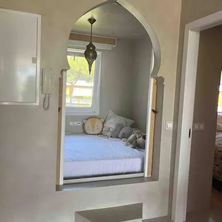 Modern 2 Bedroom In Real Apartament