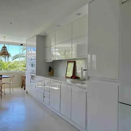 Appartement Modern 2 Bedroom In Real *