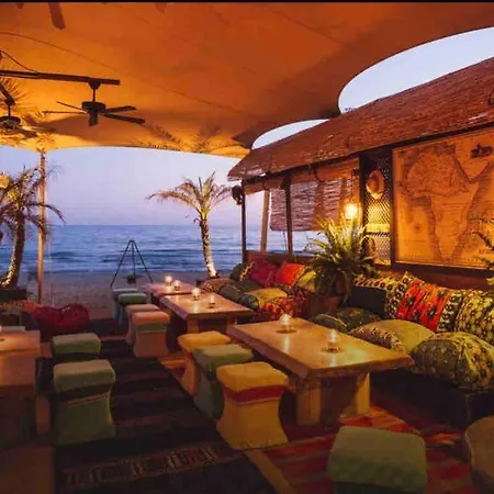 Modern 2 Bedroom In Real *