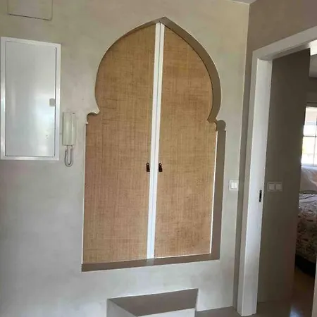 Apartment Modern 2 Bedroom In Real
