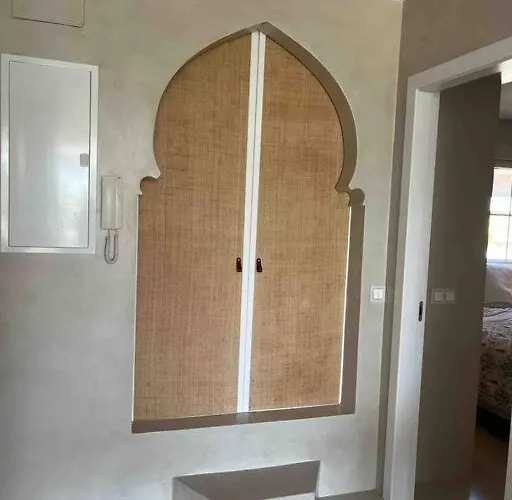 Apartment Modern 2 Bedroom In Real