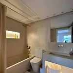 Appartement Modern 2 Bedroom In Real *